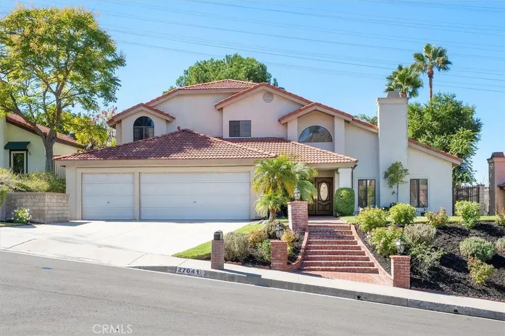 27641 Sutters Pointe, Saugus