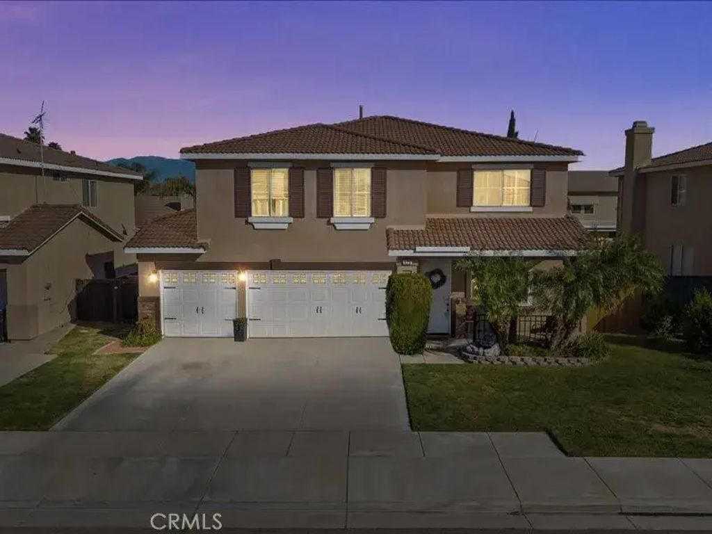 528 Memphis Court, Hemet