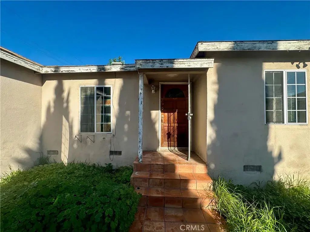 14662 Maclay, Mission Hills (san Fernando)