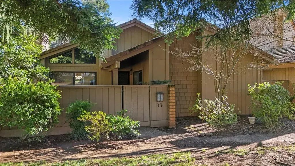 33 Pebblewood Pines, Chico