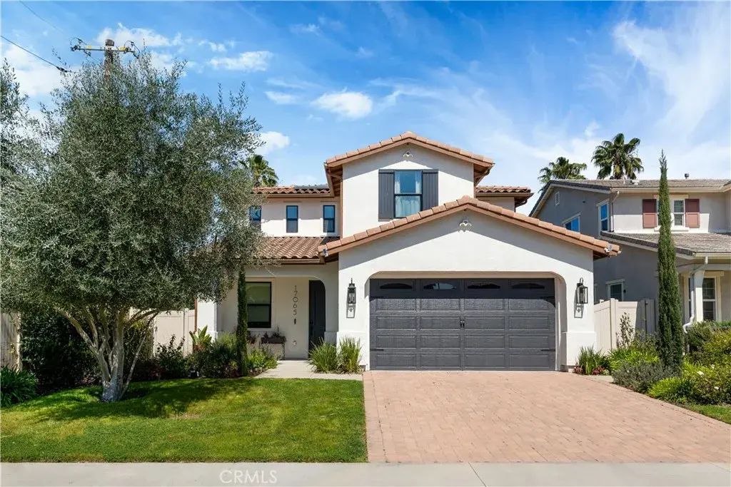 17065 Cantlay, Lake Balboa