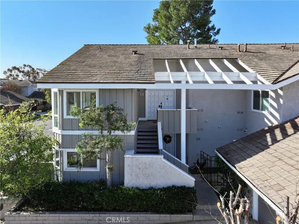 12 Lakeview, Irvine