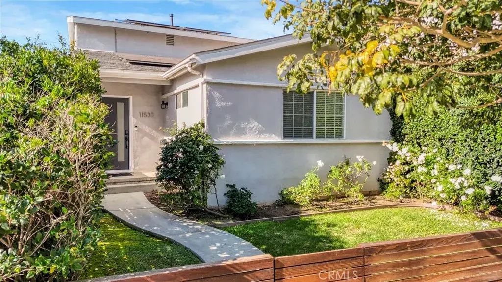 11535 Culver, Los Angeles