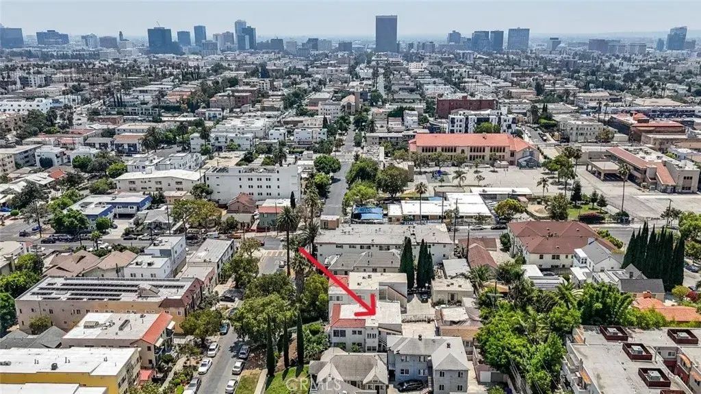 519 N Alexandria, Los Angeles
