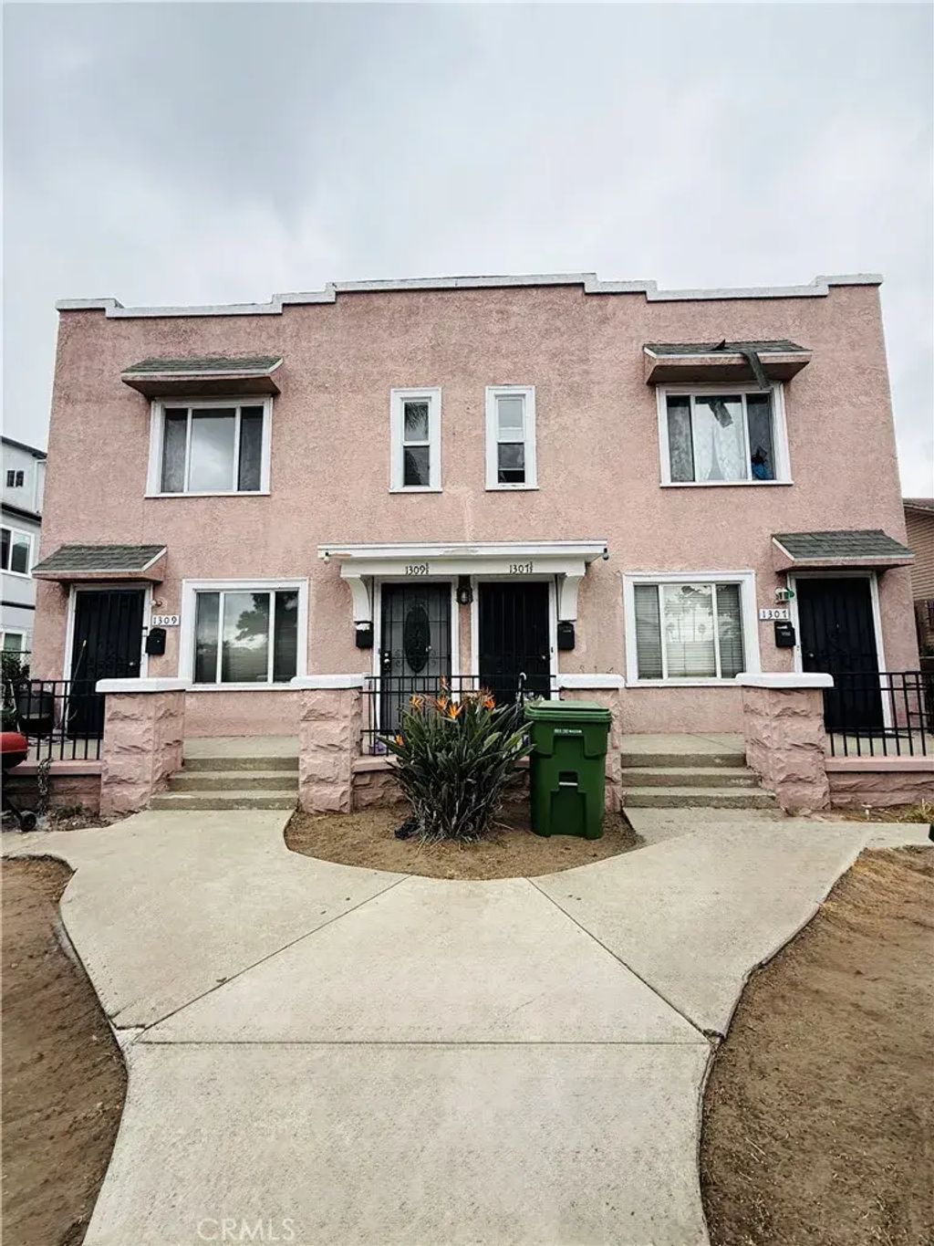 1307 W Martin Luther King Jr Boulevard, Los Angeles