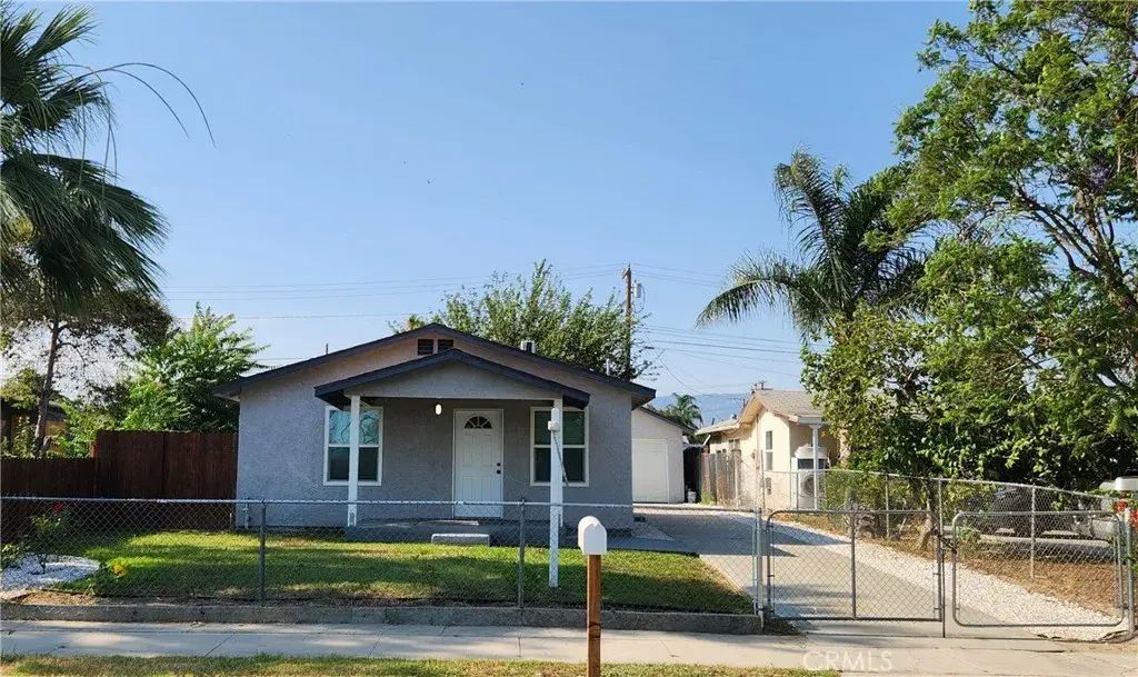 841 E H Street, Colton