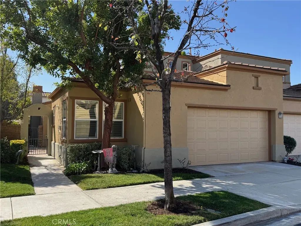 23733 Noble Fir Court, Valencia