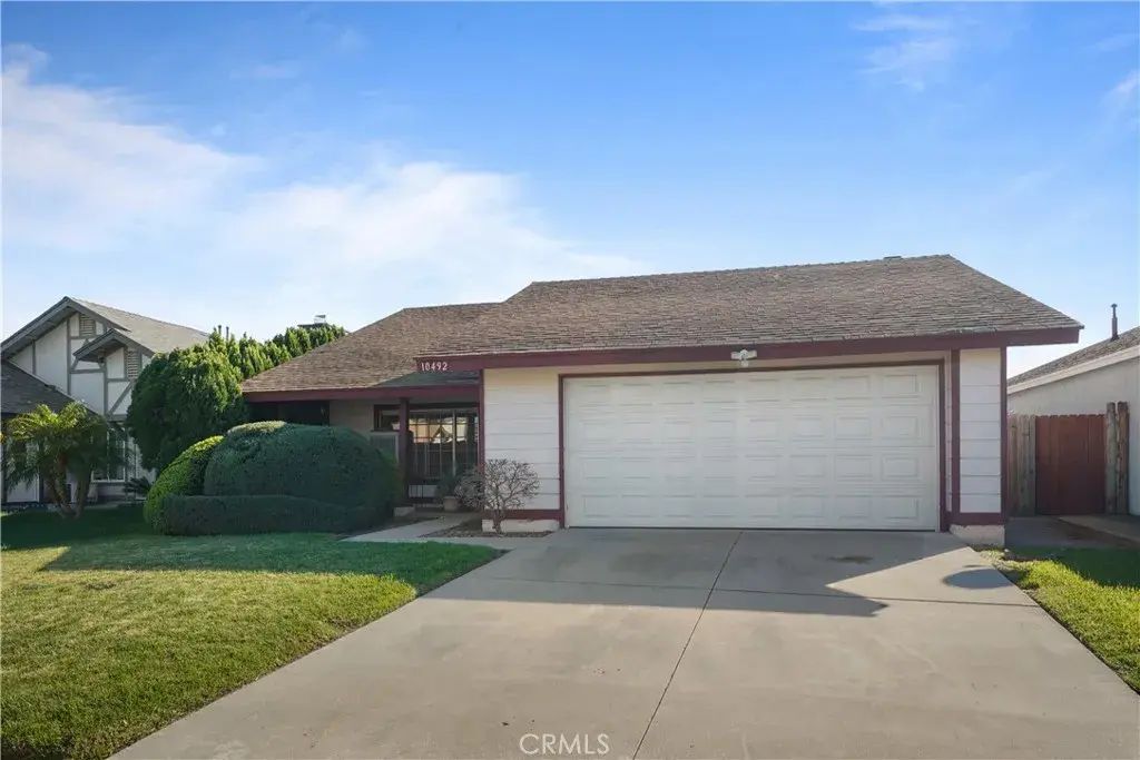 10492 Latour, Jurupa Valley