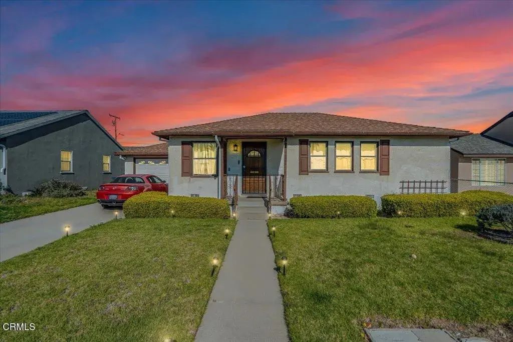 225 W Iris Street, Oxnard