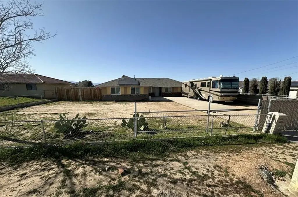 11922 Calcite Avenue, Hesperia