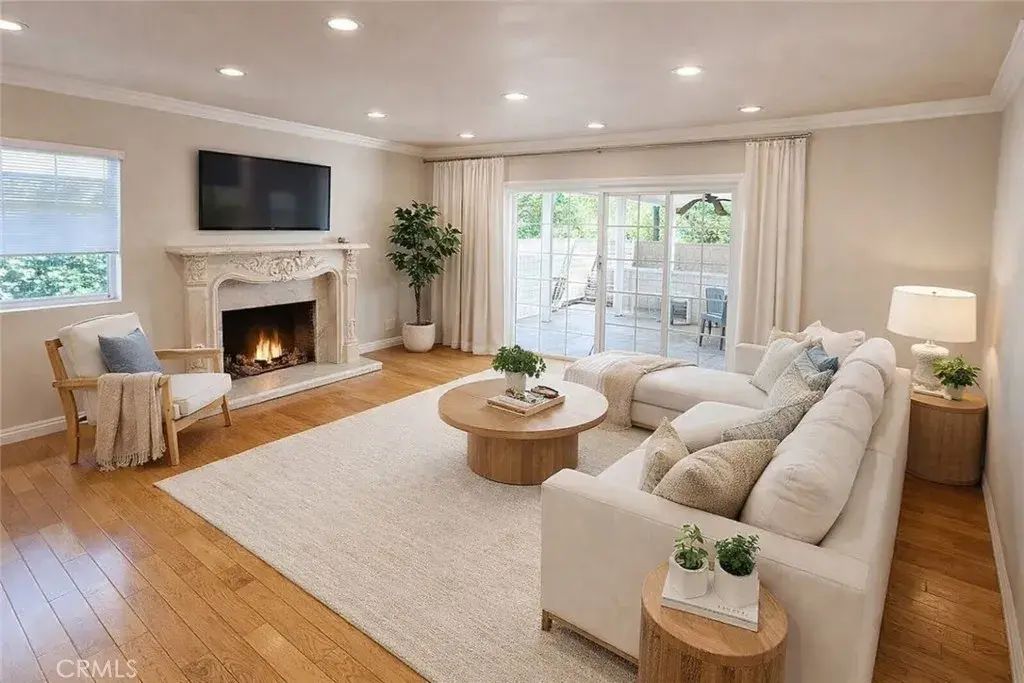 14608 Cohasset Street, Van Nuys