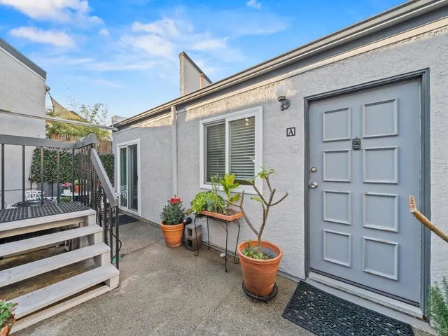 2403 La Costa Avenue A, Carlsbad
