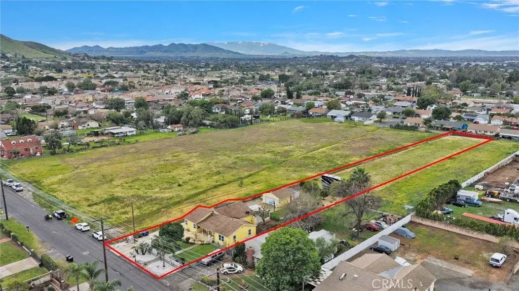 4487 Tyrolite, Jurupa Valley