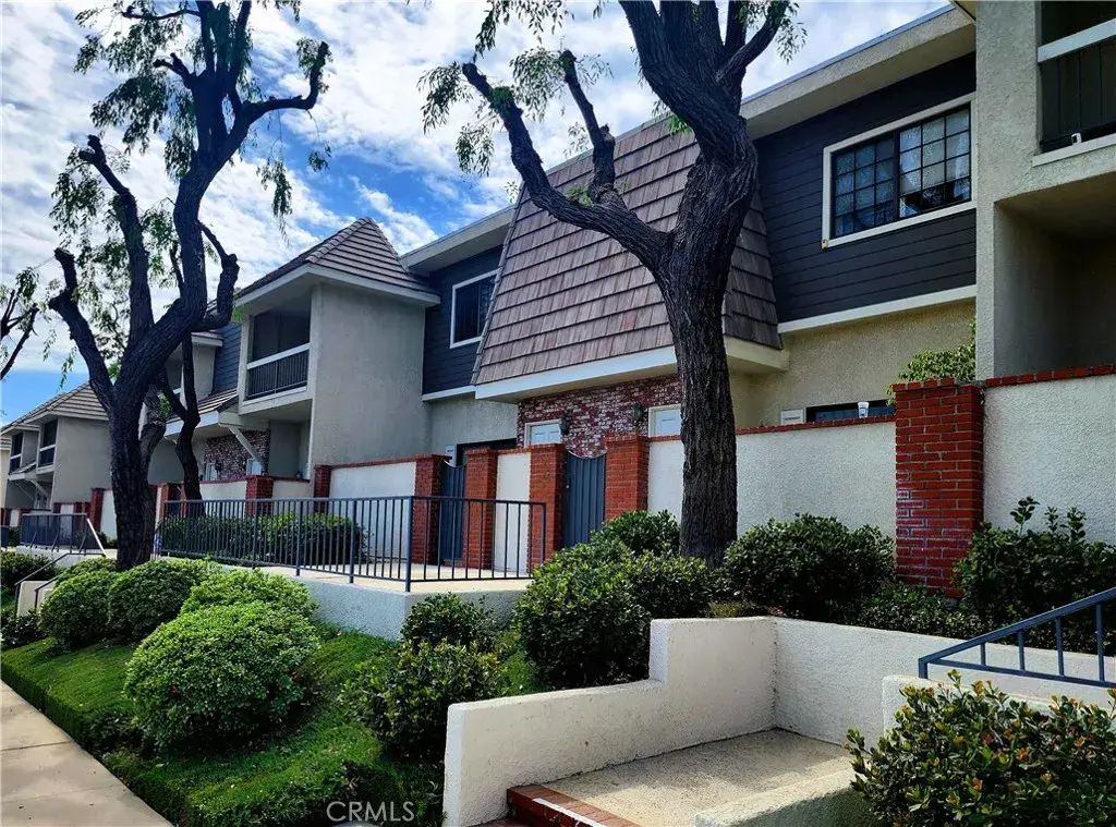 10201 Mason Avenue 34, Chatsworth