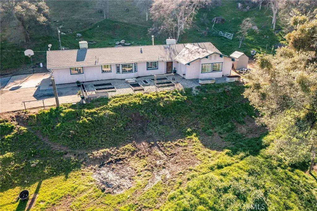 28947 Spring Valley, Tollhouse