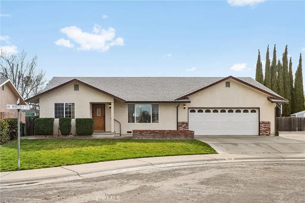 1019 W Monterey, Orland