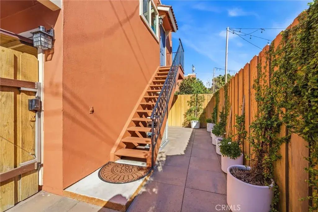 316 E Palmyra, Orange