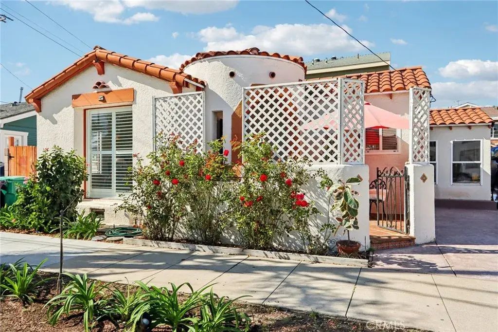 1011 Bennett Ave, Long Beach