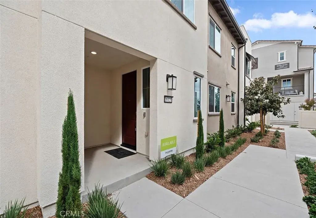 16121 Spicebush Lane, Chino