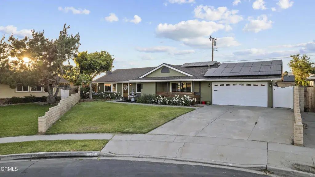 527 Keyser Rondo, Camarillo