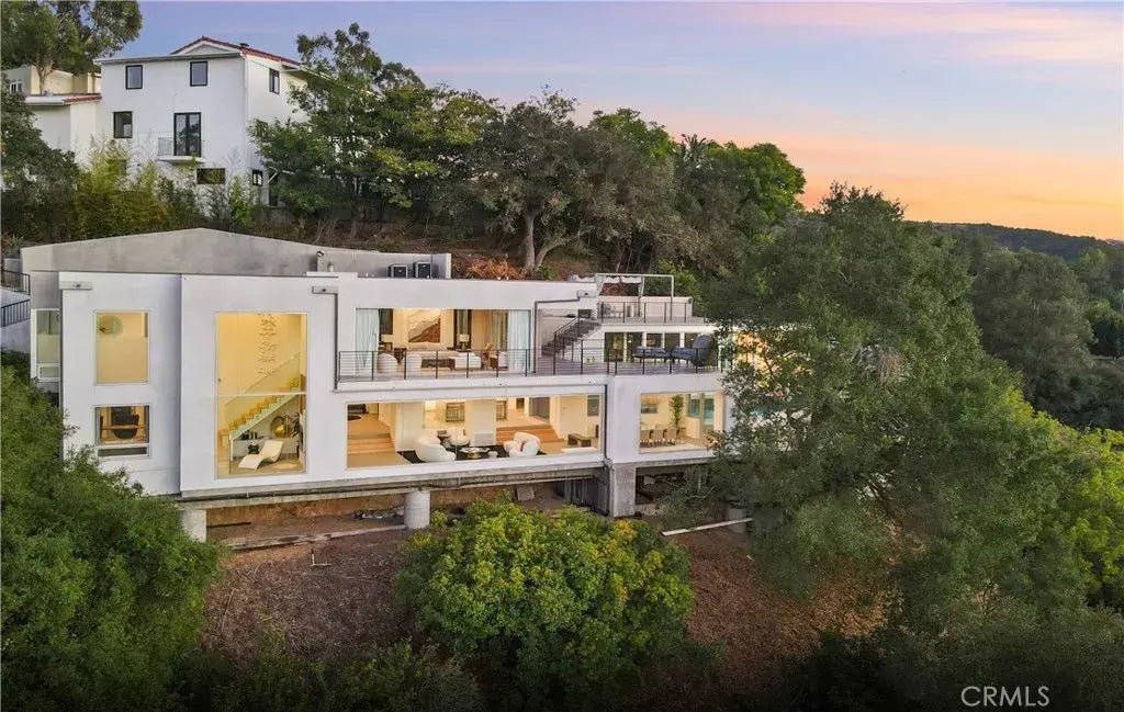 9716 Oak Pass, Beverly Hills