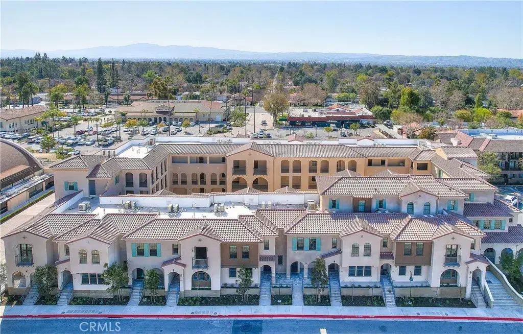 501 W Foothill Boulevard 107, Claremont