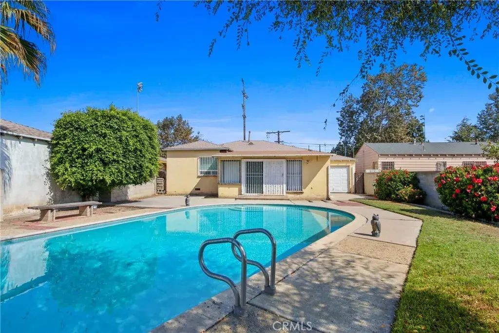 614 W 90th Street, Los Angeles