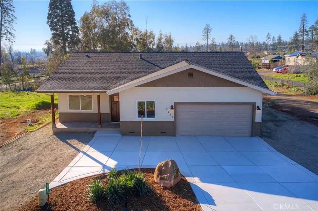 5489 South Libby Road, Paradise