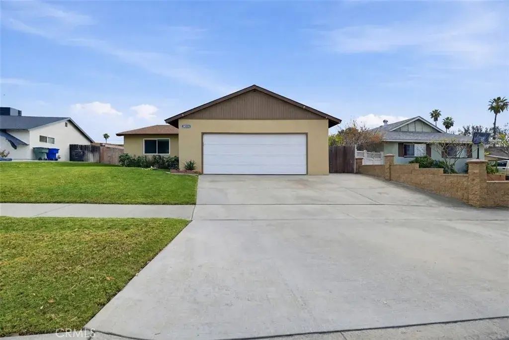 8536 Brunswick, Riverside
