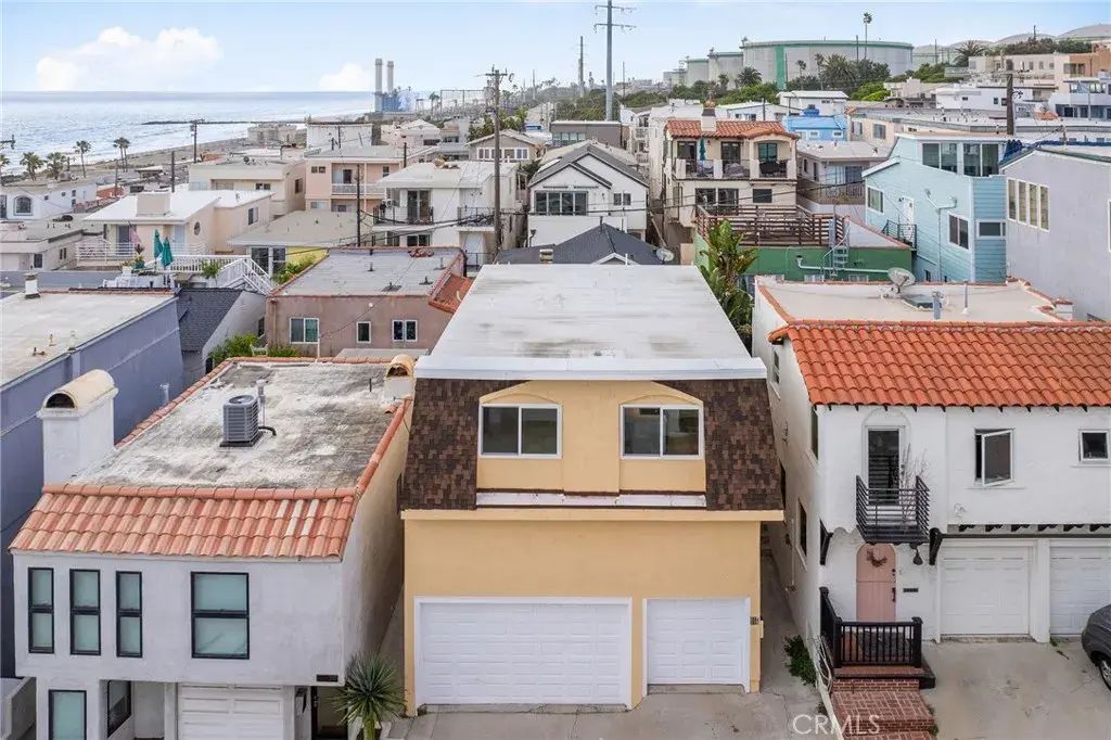 217 43rd, Manhattan Beach
