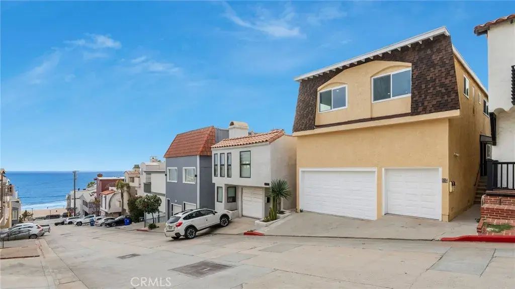 217 43rd, Manhattan Beach