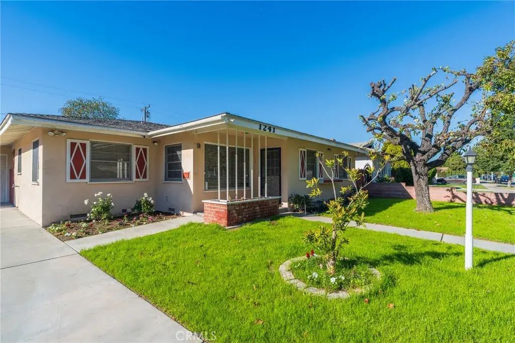 1241 S Walnut, Anaheim