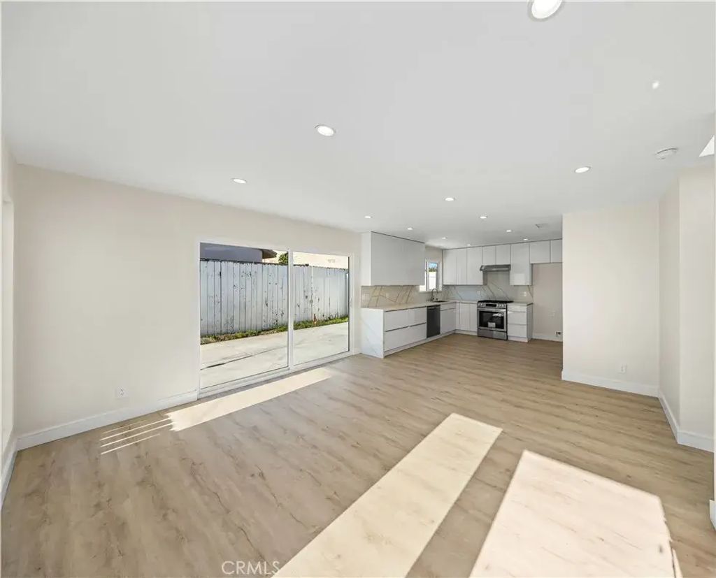 8145 Morse Avenue, North Hollywood