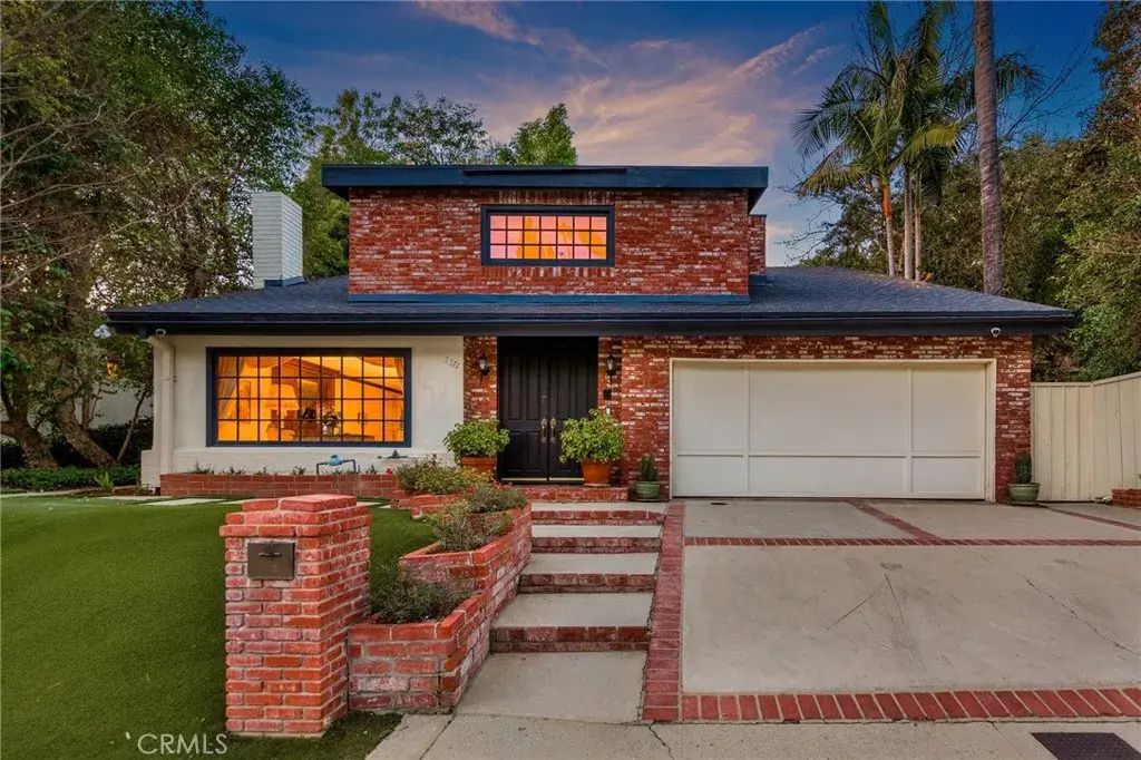 3371 Berry, Studio City
