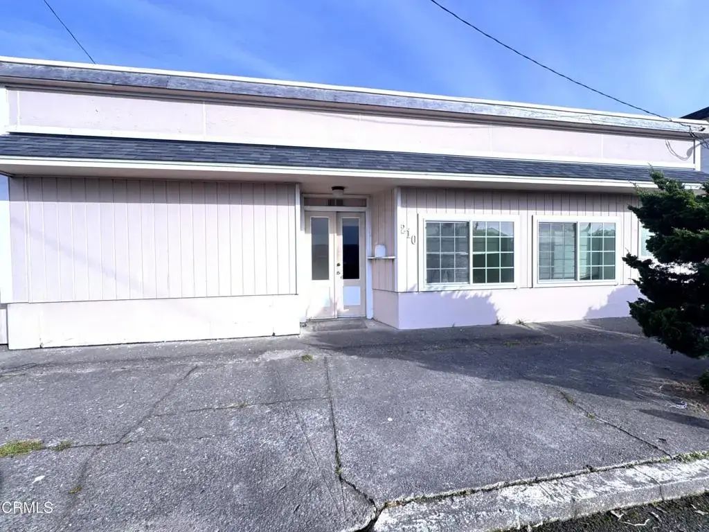 210 S Mcpherson Street, Fort Bragg