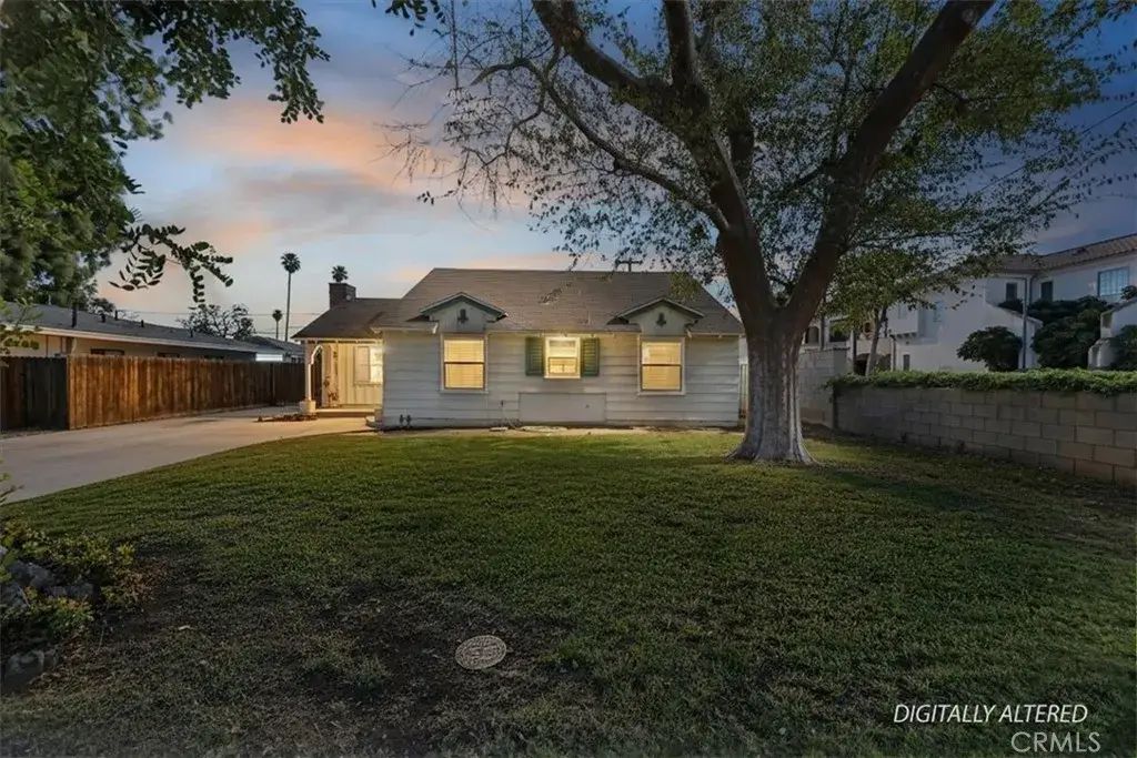 6964 Yellowstone, Riverside