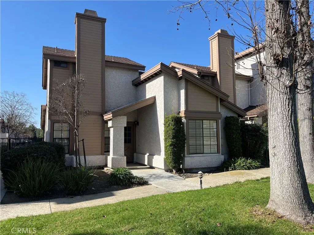 537 S College, Claremont