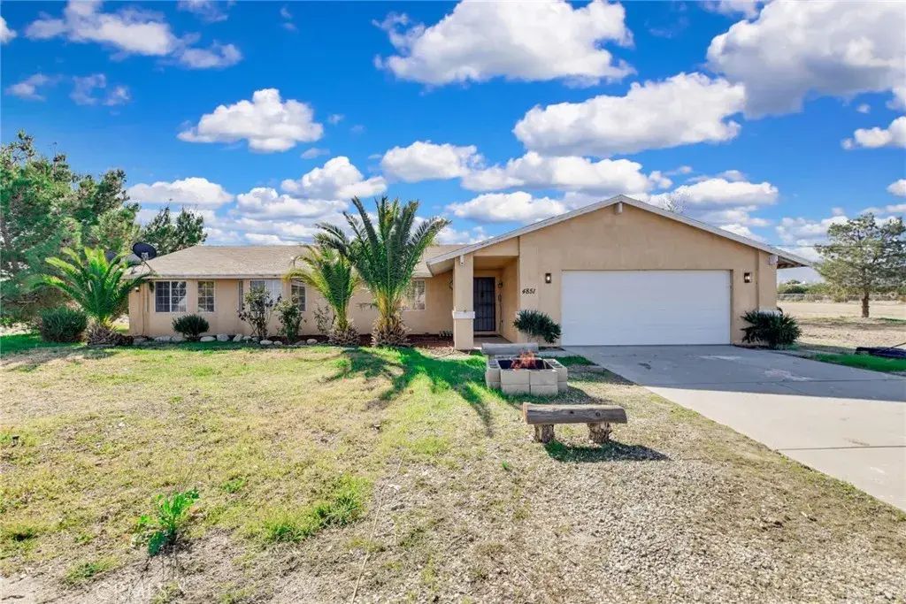 4851 Chevoit Road, Phelan