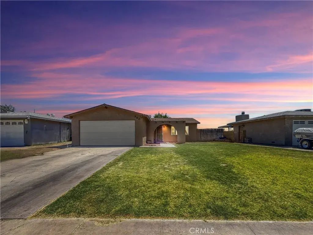 560 Parker Place, Blythe