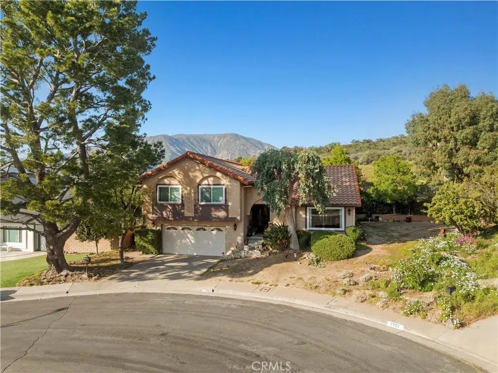 7125 Lonzo, Tujunga