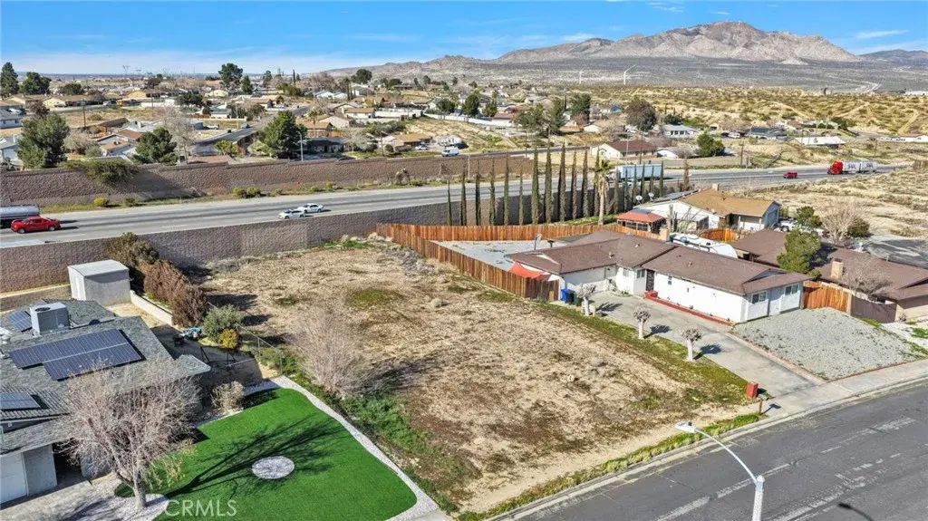 15860 La Paz, Victorville