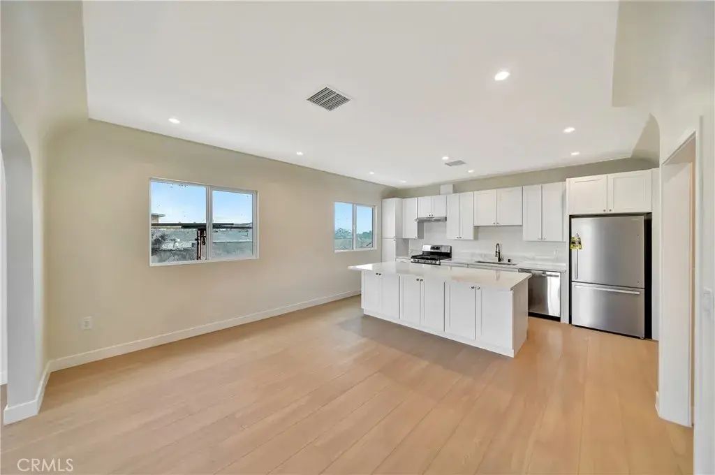 2800 Winter Street 2, Los Angeles
