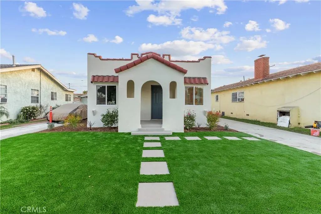 1330 E 56th, Long Beach