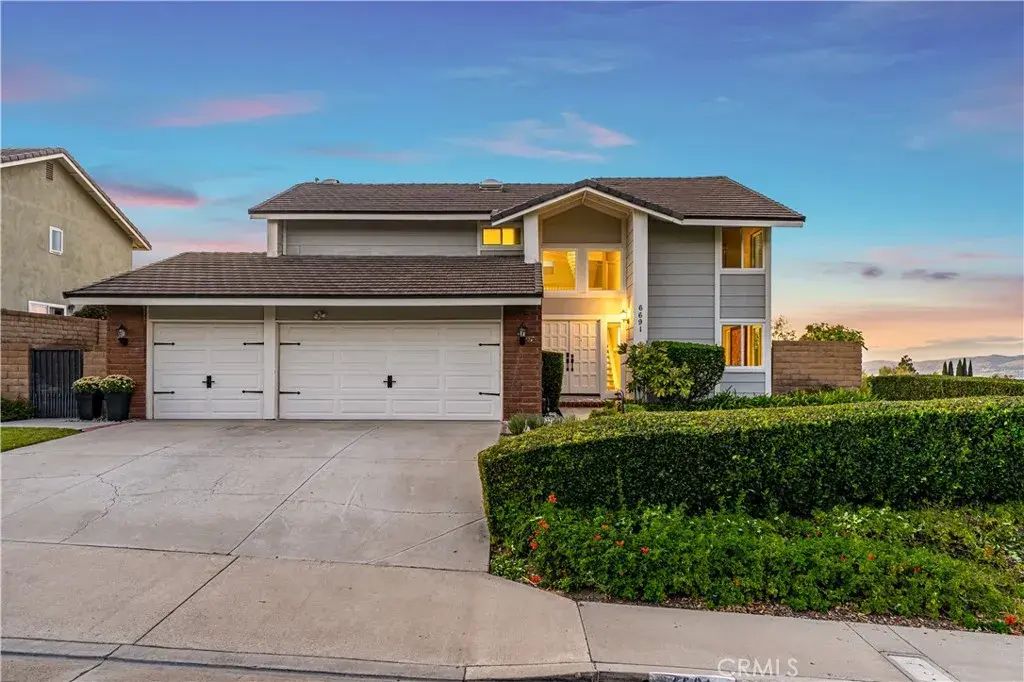6691 E Smokewood, Anaheim Hills