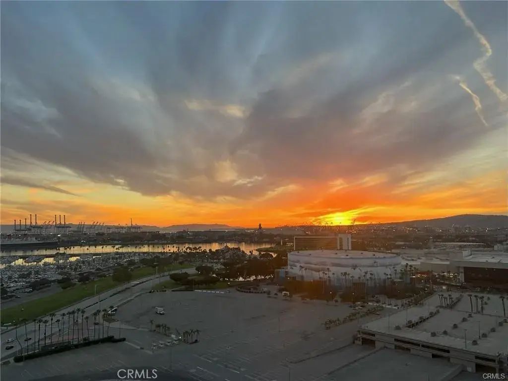 700 E Ocean Boulevard 2508, Long Beach