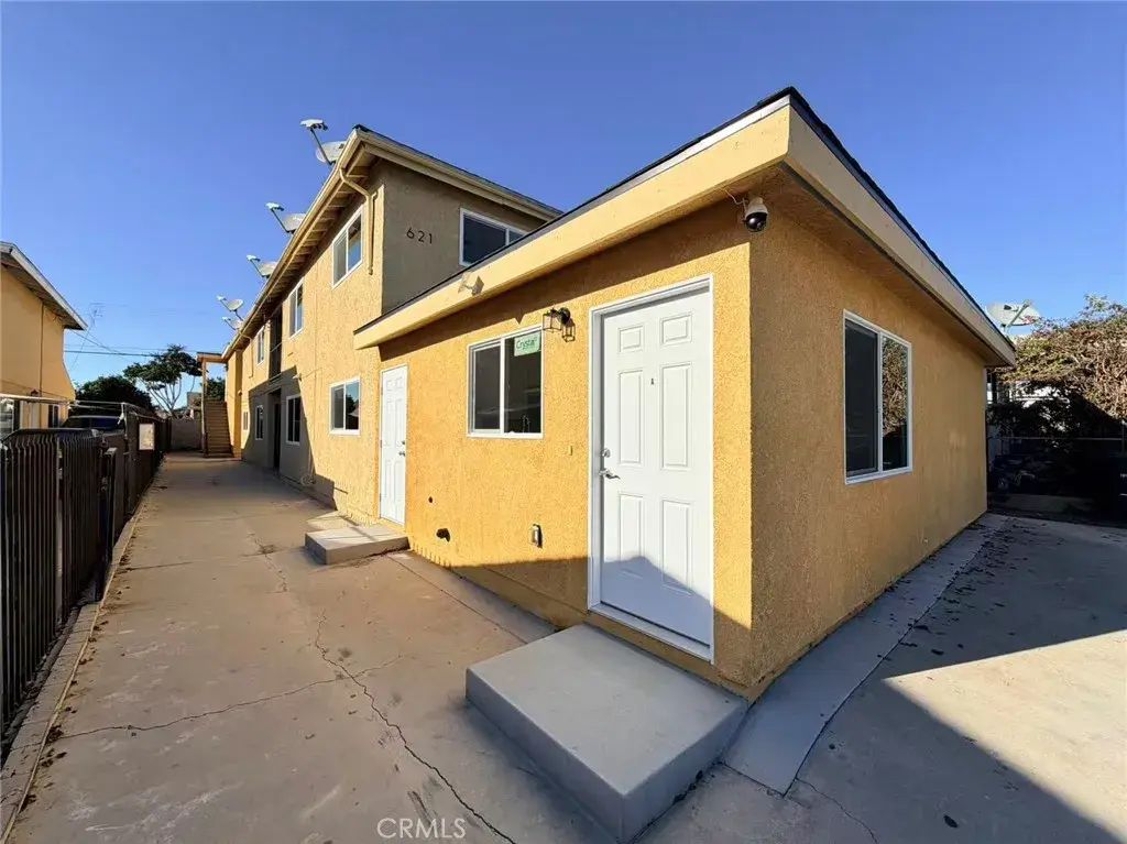 623 Leonard, Los Angeles