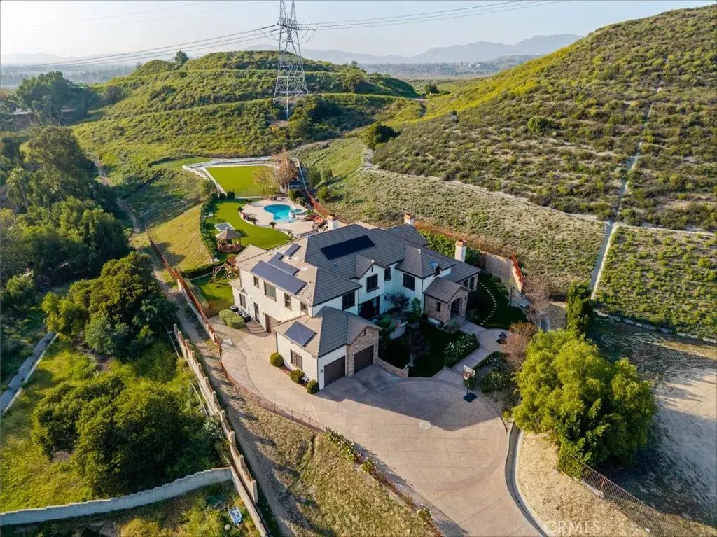 10817 W Stallion Ranch Road, Sunland
