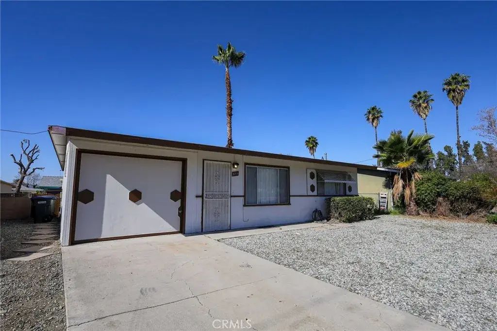 811 S State, Hemet