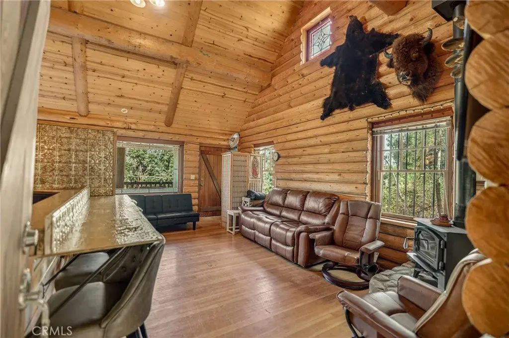 15916 Zurich Way, Pine Mountain Club