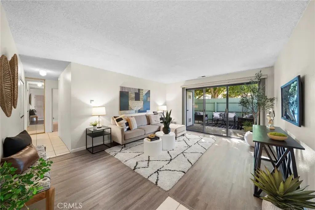 20557 S Vermont 7, Torrance